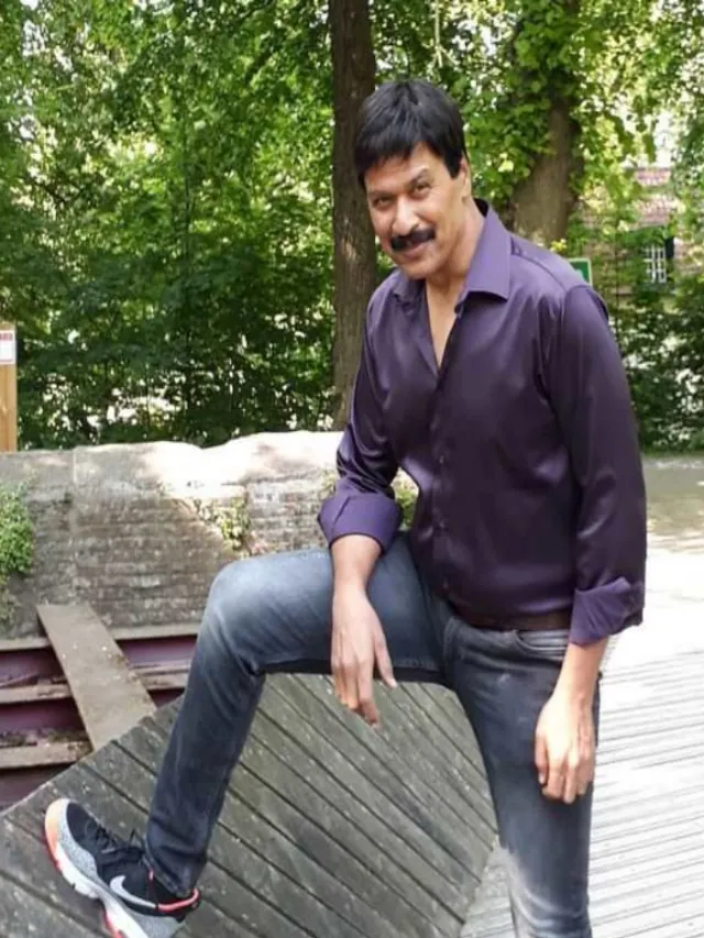 Dinesh Phadnis death