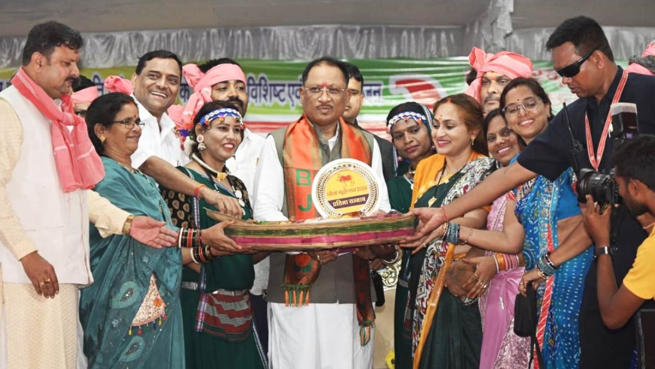 CM साय मड़ियापार पोला महोत्सव में हुए शामिल