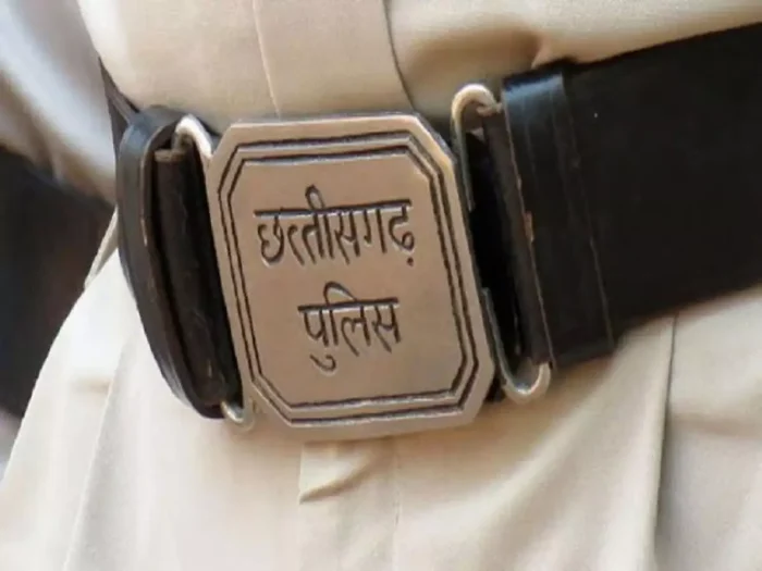 नेशनल हाईवे में लगा था भारी जाम एसआई और पुलिसकर्मी सस्पेंड