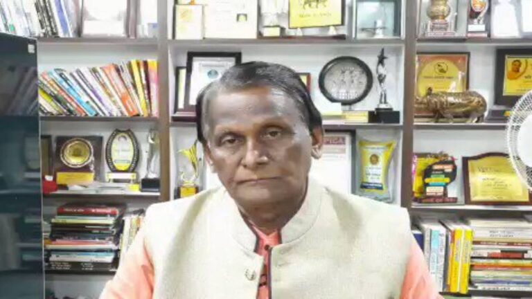 D.Litt की उपाधि से सम्मानित होंगे छत्तीसगढ़ के प्रसिद्ध हास्य कवि सुरेंद्र दुबे