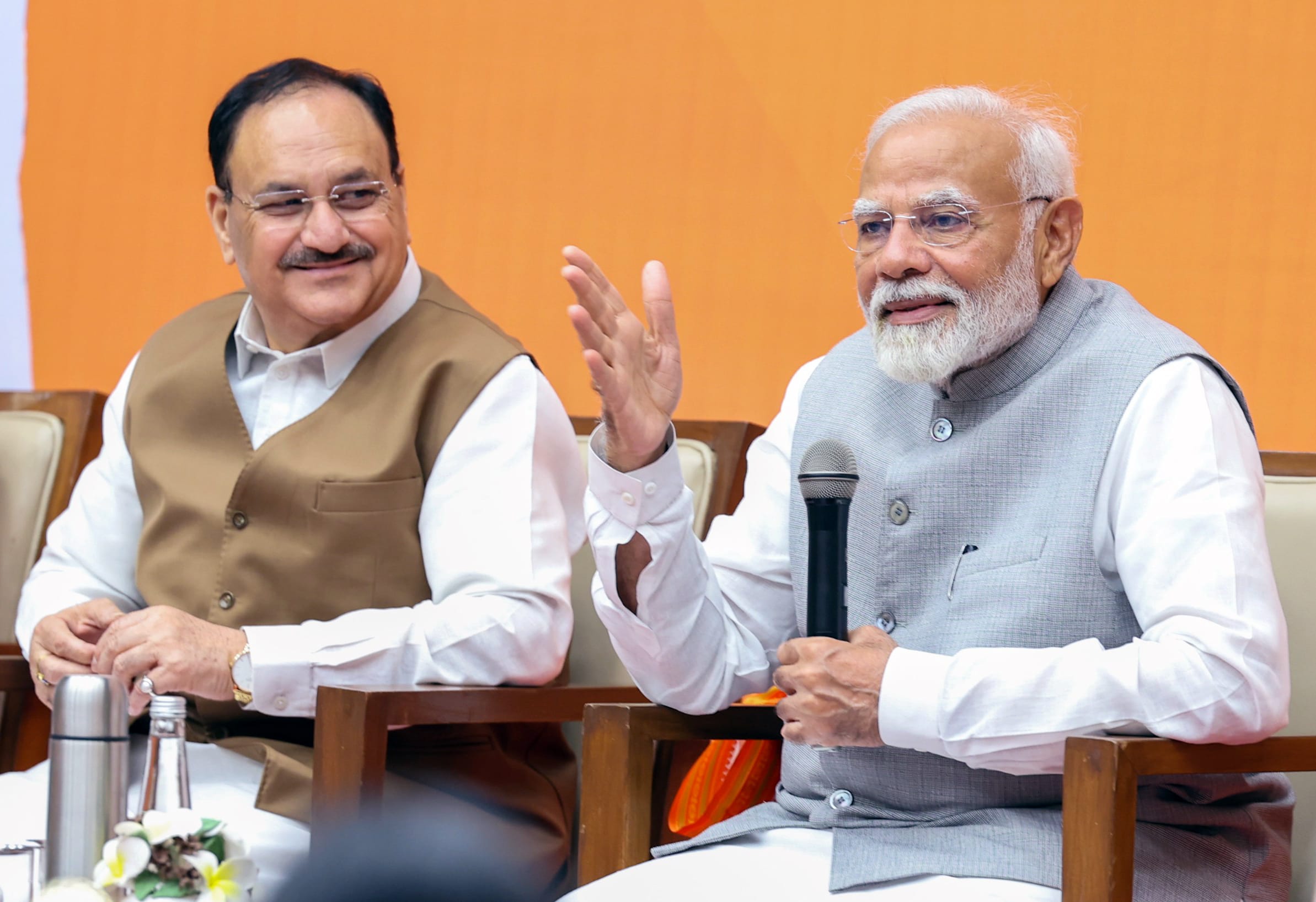 पीएम मोदी का काशी दौरा: 6000 करोड़ की परियोजनाओं का लोकार्पण