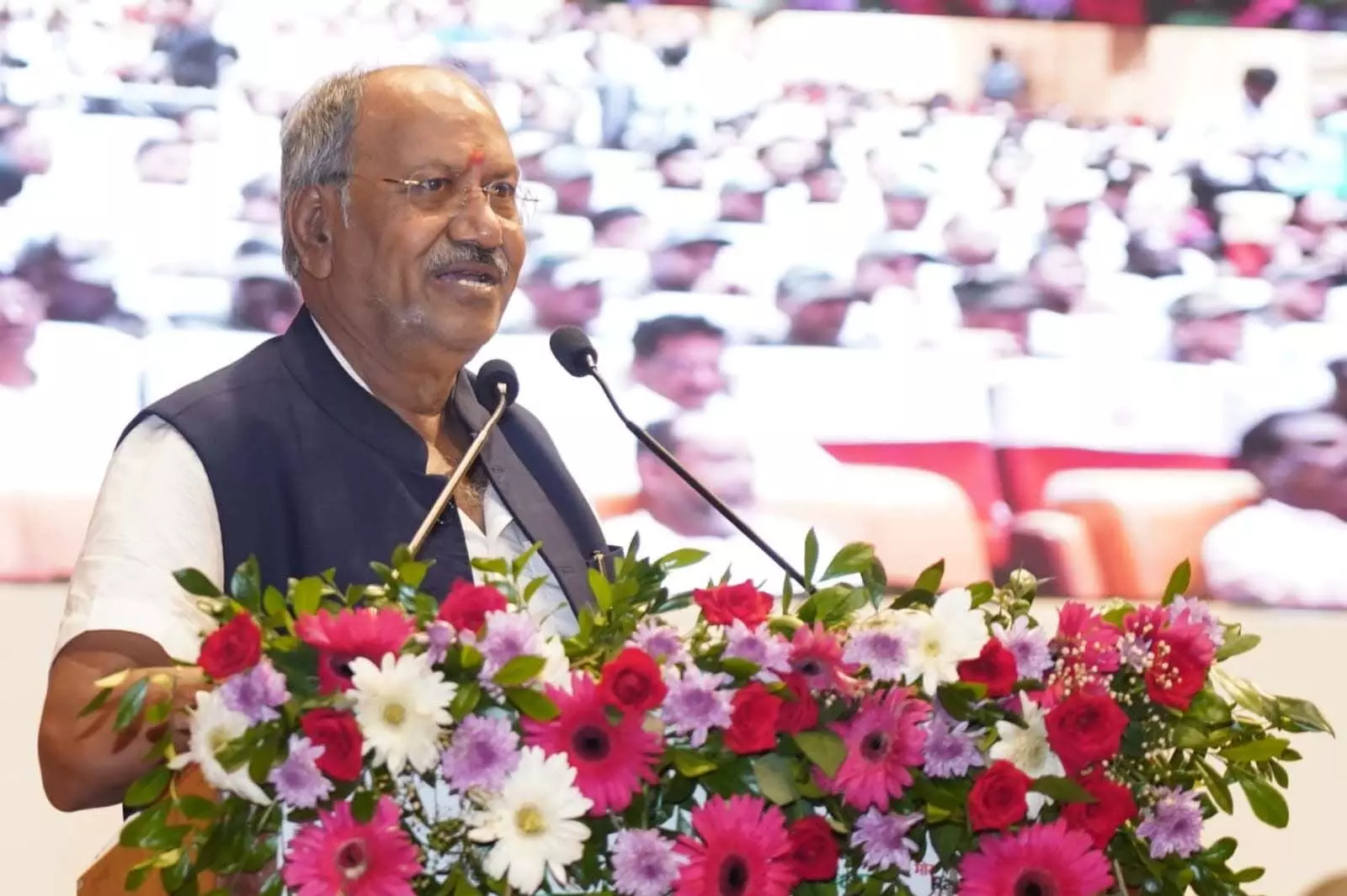 सांसद बृजमोहन ने गांधी और शास्त्री को समर्पित कार्यक्रमों में लिया हिस्सा