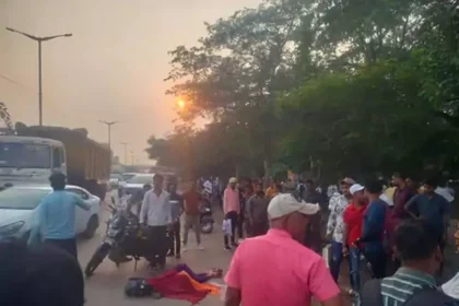 CG BREAKING: ट्रक की चपेट में आई युवती,हुई दर्दनाक मौत