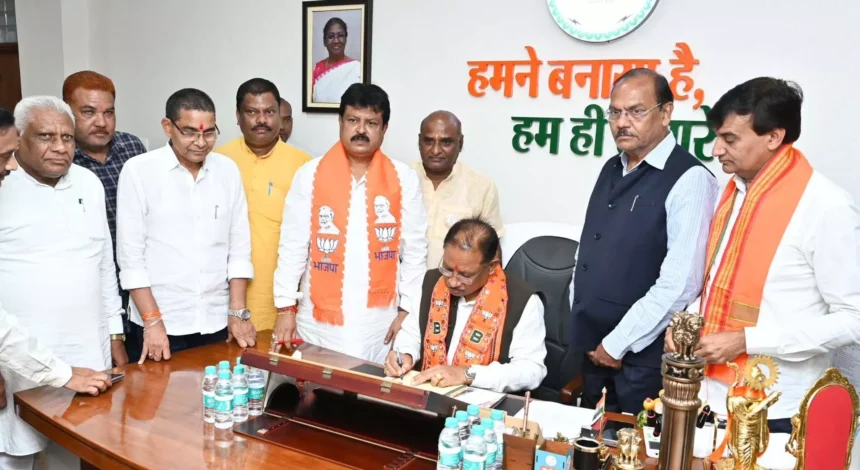 सीएम विष्णुदेव साय बने पार्टी के सक्रिय सदस्य