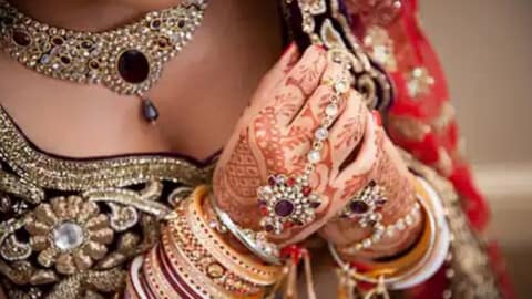 बहू थी HIV संक्रमित, ससुराल वालों के उड़ गए होश, जुलाई में हुई थी शादी