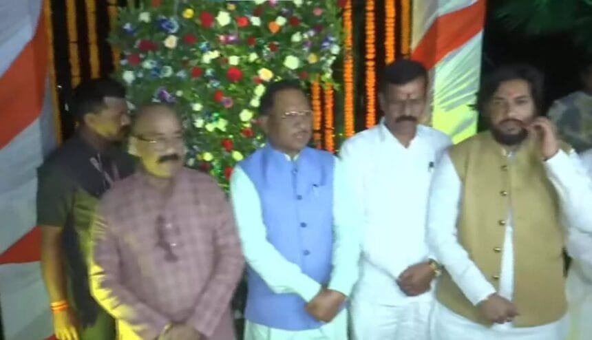 रायपुर: राज्य स्थापना दिवस पर 11000 दीप किए गए प्रज्वलित