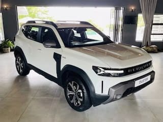 Renault Duster 2025: नई जनरेशन डस्टर की पहली झलक
