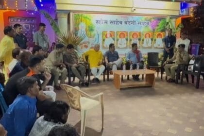 बलौदाबाजार में फिर हंगामा,उपद्रवियों ने दामाखेड़ा आश्रम में फेंका बम