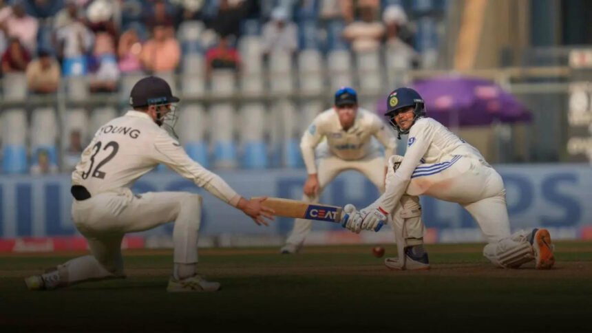 IND vs NZ 3rd test: न्यूजीलैंड 235 रन पर ढेर, रोहित-विराट फिर रहे फ्लॉप