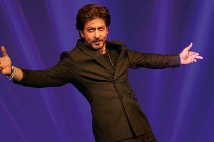 बेशुमार धन-संपत्ति के मालिक हैं शाहरुख खान, जाने कहां-कहां से होती है किंग खान की कमाई