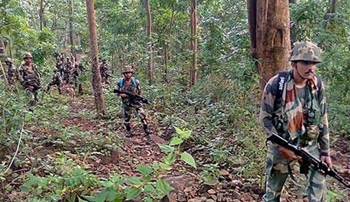 सुरक्षाबलों को बड़ी कामयाबी, अबूझमाड़ में 7 नक्सली मारे गए