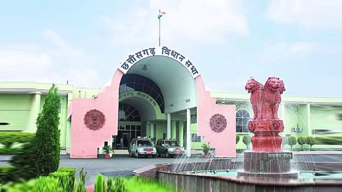 छत्तीसगढ़ विधानसभा में बारदाने को लेकर बवाल, मंत्री और विपक्षी नेता आमने-सामने