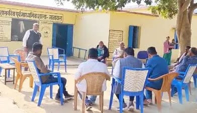 बलरामपुर: क्लास में बंद शिक्षक बच्चियों से करता था छेड़छाड़, मचा हड़कंप