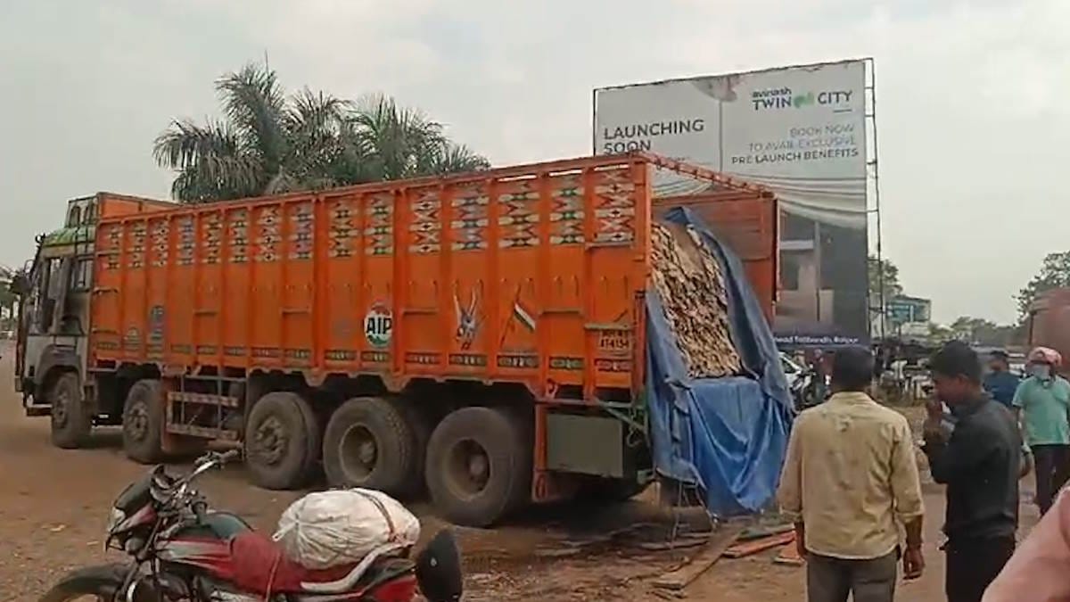 कुम्हारी टोल प्लाजा के पास गायों की खाल से भरा ट्रक पकड़ा, आरोपी फरार