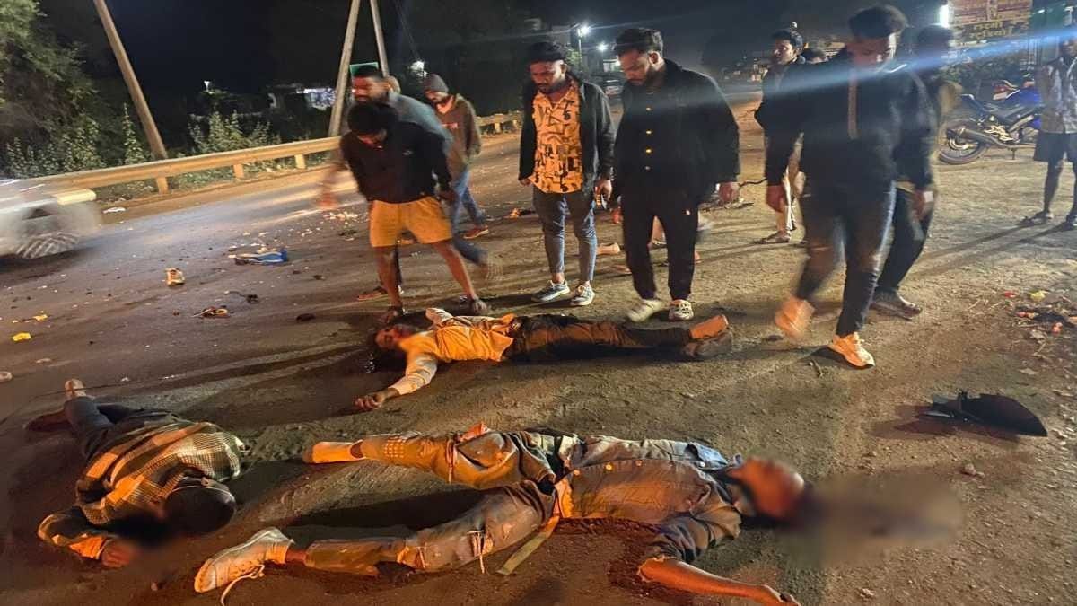 छत्तीसगढ़: बलौदाबाजार में सड़क हादसे में 3 युवकों की मौत