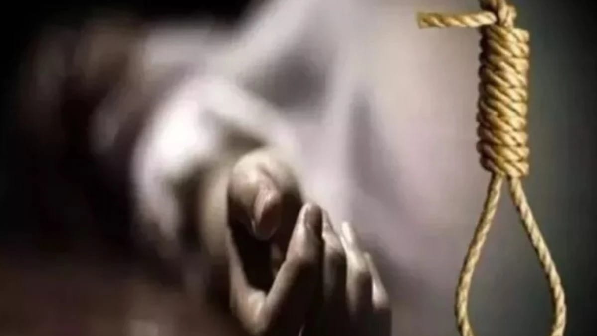 छत्तीसगढ़ : बहन की चुनरी का फंदा: आर्थिक तंगी ने ली युवक की जान