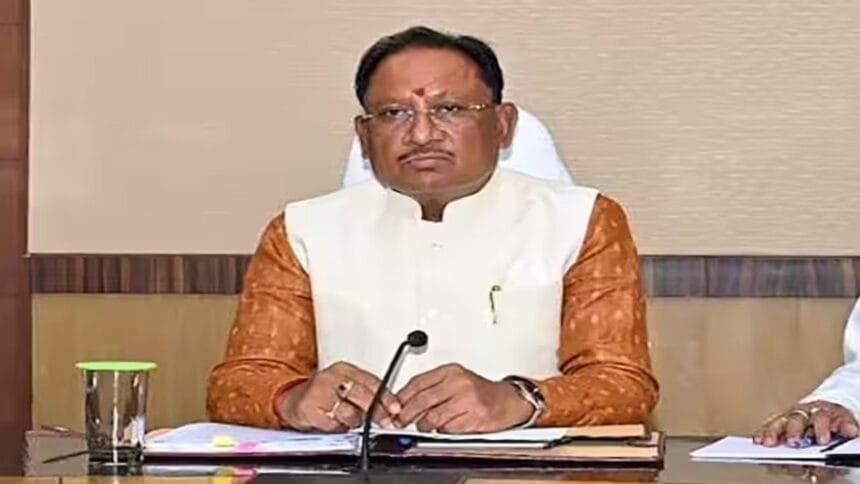 गौ तस्करी पर सीएम विष्णुदेव साय की कड़ी चेतावनी: "सुधर जाएं या
