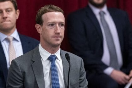 फेसबुक की मूल कंपनी मेटा ने भारत से मांगी माफी: जानिए पूरी खबर