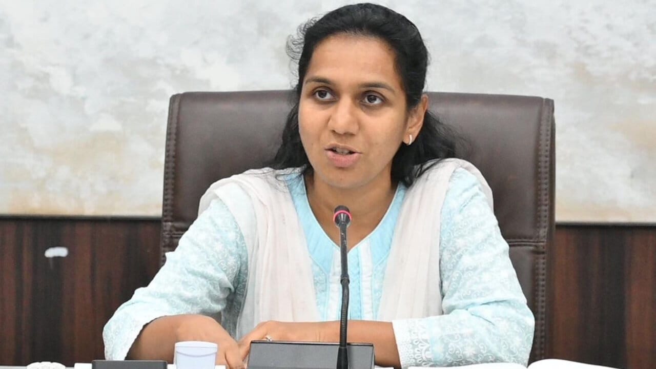 धमतरी कलेक्टर नम्रता गांधी को पीएम मोदी करेंगे सम्मानित