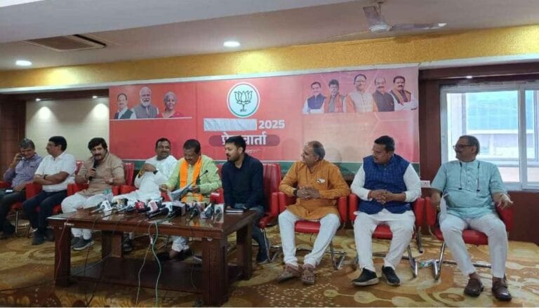 बीजेपी ने निकाय चुनाव के लिए 'घर-घर कमल' थीम सॉन्ग लॉन्च किया