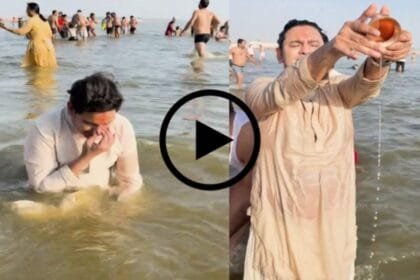 मनोज मुंतशिर और मनोज तिवारी ने त्रिवेणी में लगाई डुबकी