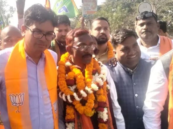 चायवाले जीवर्धन चौहान बने महापौर, रायगढ़ में भाजपा की बड़ी जीत