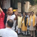 रायपुर महापौर मीनल चौबे और पार्षदों की महाकुंभ यात्रा शुरू