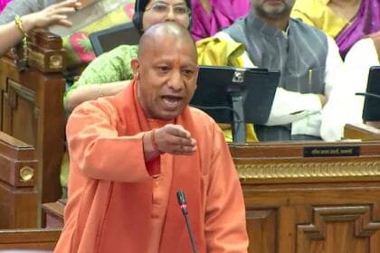 लालू, ममता और अखिलेश पर बरसे योगी, कहा – हिंदू भावनाओं से खिलवाड़ बर्दाश्त नहीं