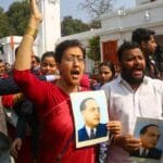 दिल्ली विधानसभा सत्र में हंगामा, CAG रिपोर्ट पेश होने के बाद 21 AAP विधायक निलंबित