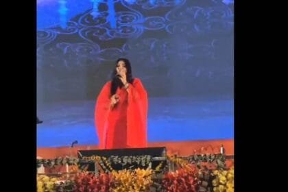 राजिम कुंभ में स्वाति मिश्रा के भजनों ने बांधा समा