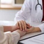 डॉक्टर गिरफ्तार: महिला मरीज से छेड़छाड़ का आरोप