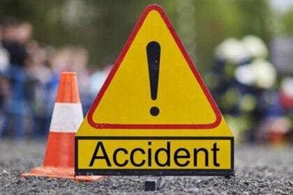 राजनांदगांव: तेज रफ्तार बाइक बिजली के खंभे से टकराई, युवक की मौत