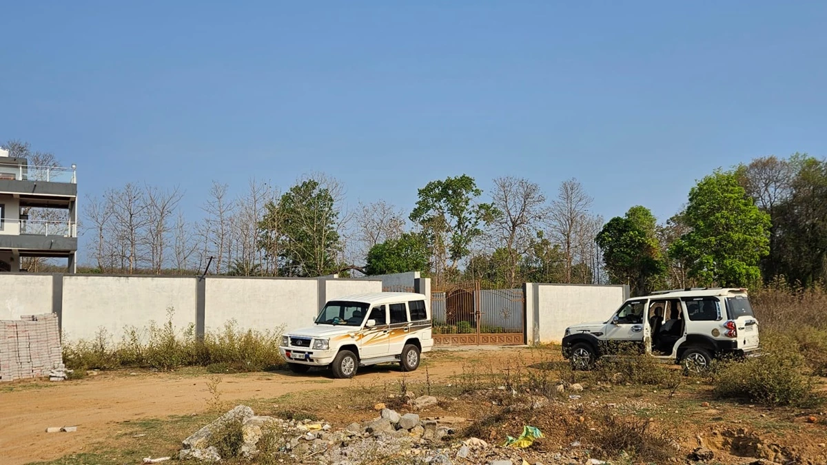 EOW ACB Raid Sukma: EOW-ACB की बड़ी कार्रवाई: पूर्व MLA के रिश्तेदार समेत 6 ठिकानों पर रेड