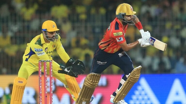 IPL 2025: PBKS ने CSK को हराकर प्लेऑफ से बाहर किया