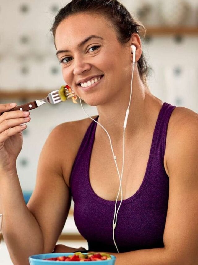 बॉडी को अंदर से साफ रखना है तो खाएं ये 5 फल