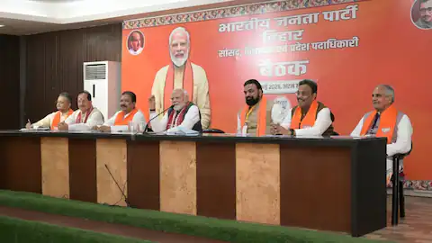 मोदी की दो टूक: मेहनत करो, टिकट पाओ – परिवारवाद हुआ खत्म