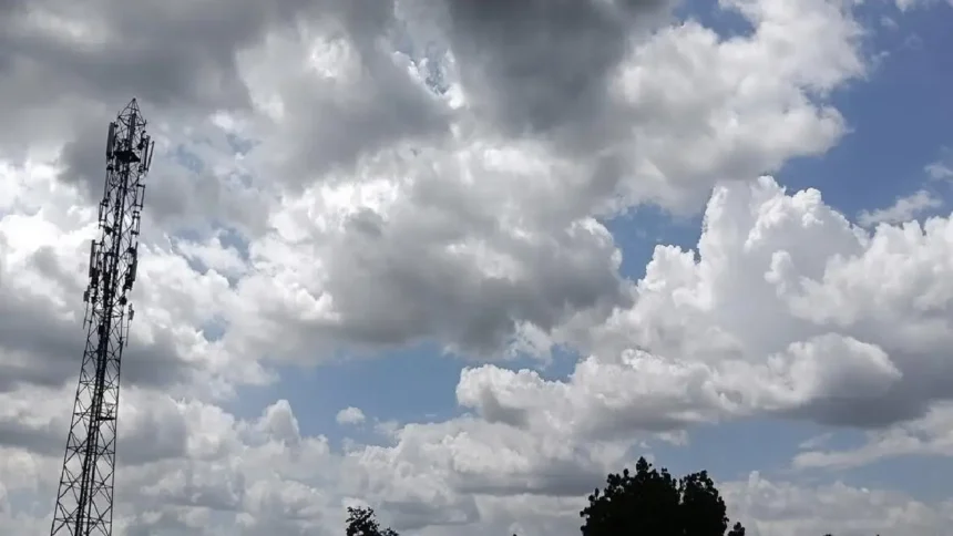 CG Weather Alert: भीषण गर्मी के बाद अब बारिश का इंतजार खत्म, जानें कब होगी शुरू