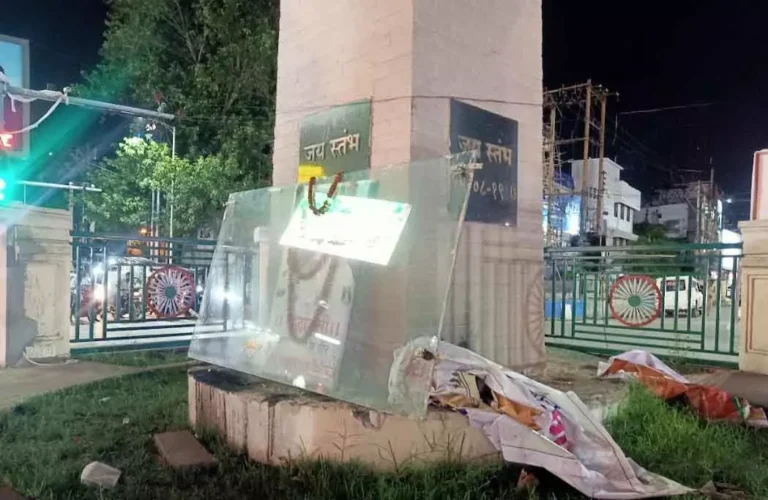 रायपुर: जय स्तंभ चौक से चोरी हुई महंगी लाइटें और LED