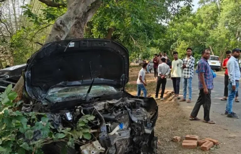 CG: नशे में धुत कार चालक ने ली 4 जानें, दो बाइक को मारी टक्कर