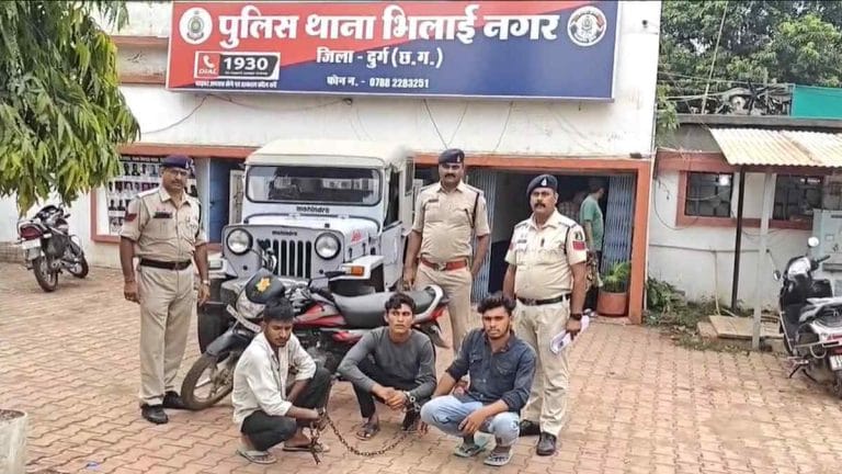भिलाई में फिल्मी स्टाइल में जीप चोरी, बेचने से पहले तीन आरोपी गिरफ्तार