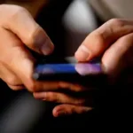 फोन बार-बार गर्म हो रहा है? अपनाएं ये 5 आसान उपाय