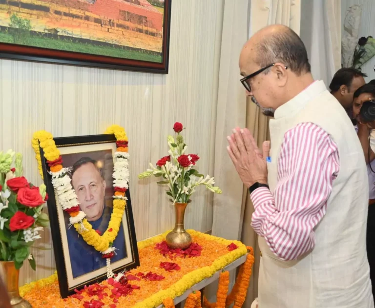 छत्तीसगढ़ के पूर्व राज्यपाल शेखर दत्त को राजभवन में दी गई भावभीनी श्रद्धांजलि