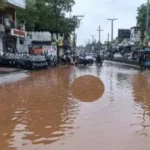 CG Weather News: रायपुर में मूसलाधार बारिश से जलभराव, कई जिलों में रेड अलर्ट जारी