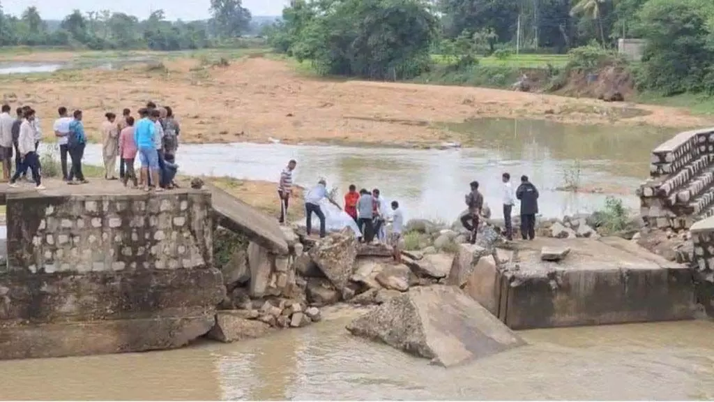 कांकेर: नदी में तैरती मिली युवक की लाश, पुलिस जांच में जुटी