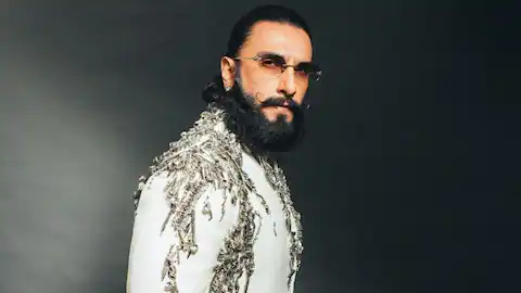 रणवीर सिंह ने डिलीट किए सभी पोस्ट, फिल्म 'धुरंधर' से जुड़ा बड़ा हिंट