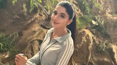 भारी आक्रोश के बाद, भारत में फिर बैन हुए पाकिस्तानी सेलिब्रिटी के सोशल मीडिया अकाउंट