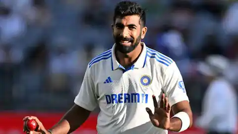 टेस्ट क्रिकेट में पहली बार जसप्रीत बुमराह ने दिए 100 से ज्यादा रन, जानें पूरे आंकड़े