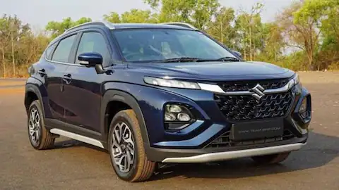 Maruti Suzuki Fronx में अब 6 एयरबैग स्टैंडर्ड, कीमतों में भी हुआ हल्का इजाफा