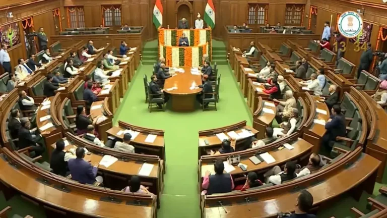 Delhi Assembly News: पहली बार रविवार को लगने जा रहा दिल्ली विधानसभा का सत्र, जानें वजह