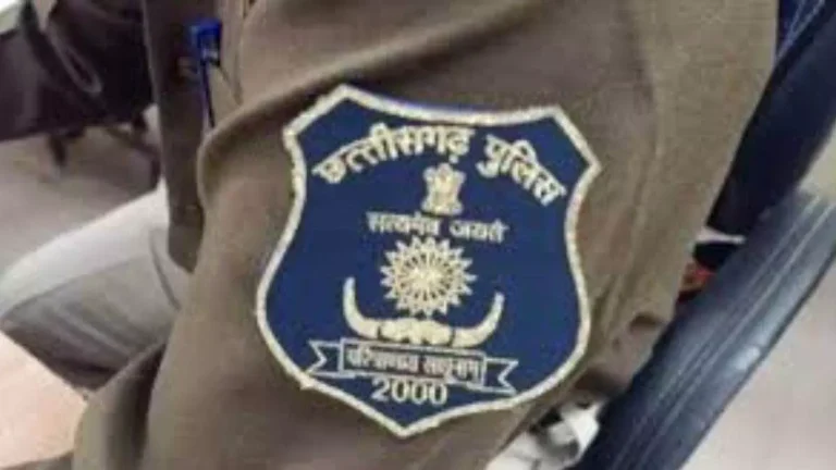 भिलाई: नौकरी के नाम पर पैसे लेने वाली महिला पुलिसकर्मी बर्खास्त